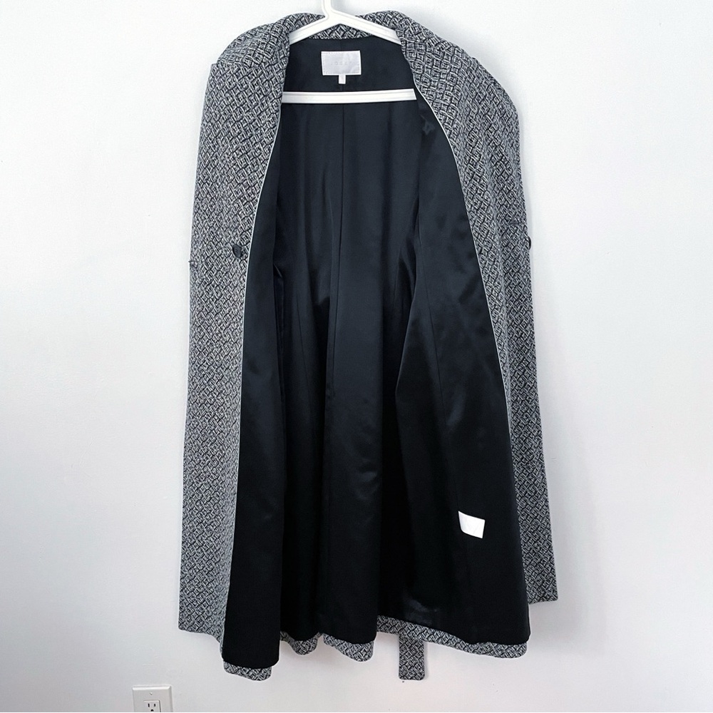 Joseph White & Black Wool Herringbone Coat  size 8 - Picture 8 of 15